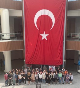 Türk Toraks Derneği Solunum Yetmezliği ve Yoğun Bakım Çalışma Grubu ile Asistan Kurulu Ortak 